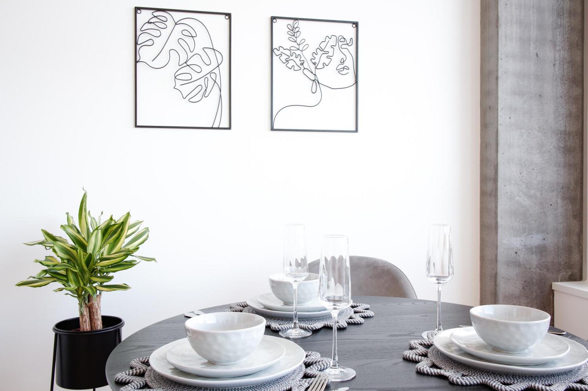 Loewe Apartments Am Rheinfall Neuhausen Am Rheinfall Ngoại thất bức ảnh